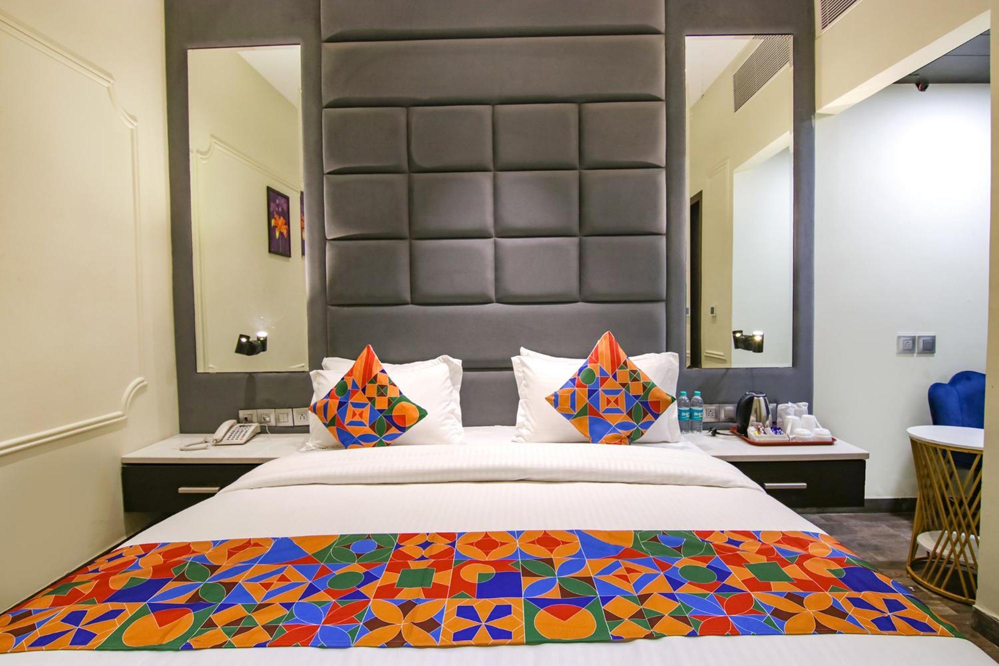 Fabhotel Prime K9 Crown Ludhiana Eksteriør bilde